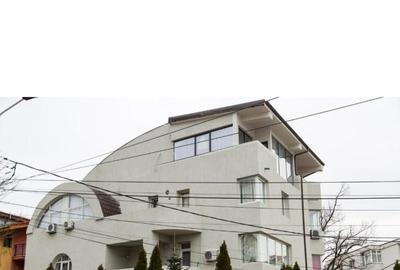 Vanzare - imobil cu posibilitati de investitie multiple - Mazepa 2 - 1