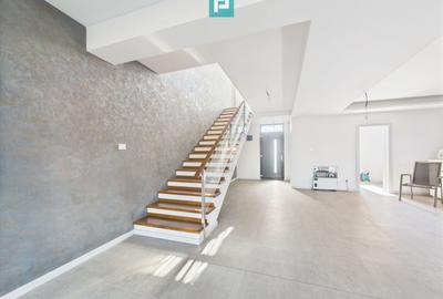 Duplex cu 5 camere în Giarmata