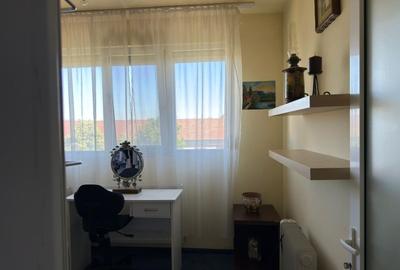 Ap 3 camere, decomandat,etaj 5 – zona Piața Rogerius.Pret 112.000 euro - 8