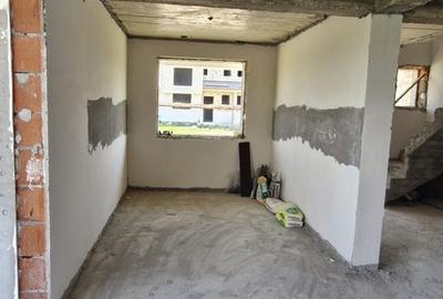 Case de vanzare in Magurele,aproape finalizate,cu toate utilitatile - 6