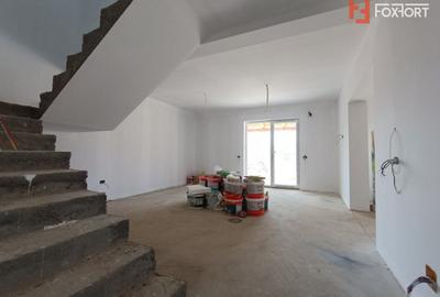 Casă cu 5 camere în Chișoda