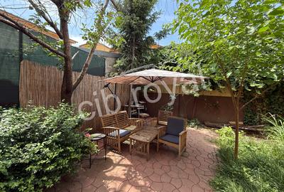 Apt. 2 cam Bd. Ion Mihalache-Domenii,Str. Constantin Stere,la 6 min metrou 1 Mai - 4