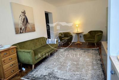 Apartament cu 2 camere decomandat, mobilat în Casa de Cultură