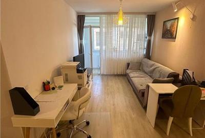 Apartament cu 3 camere I 2 bai I 2 Garaje I  Borhanci