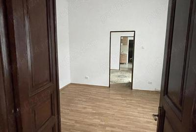 Stadion -casa 4 camere 90 MP  ideal birouri