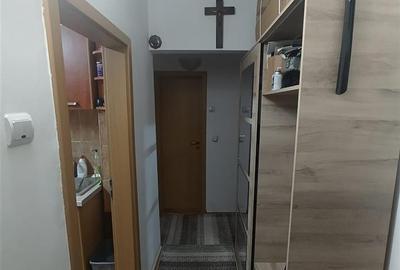 Apertament 2 camere decomandat balcon pivnita zona Valea Aurie - 5