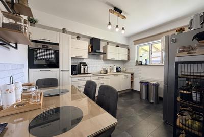 Casa premium pentru familie, in zona excelenta din Mosnita Noua - 9