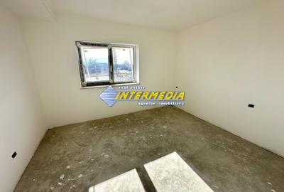 Casa noua in Cetate 4 camere teren 340 mp finisata 90 % - 5