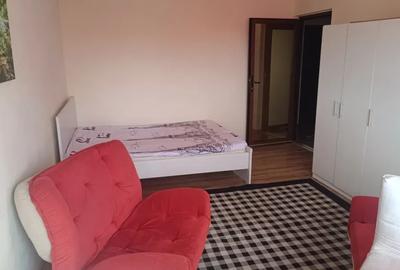 Apartament 2 camere, decomandat, 44 mp, centrala, ac, metrou, Eroii Revolutiei - 1