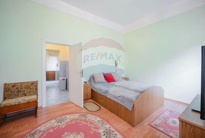 Casă cu 7 camere de vânzare în zona Ultracentrală - 3