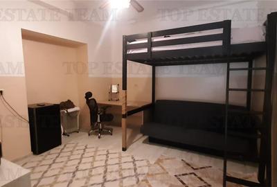 Garsoniera cocheta de inchiriat Universitate , intrare separata  din curte - 3