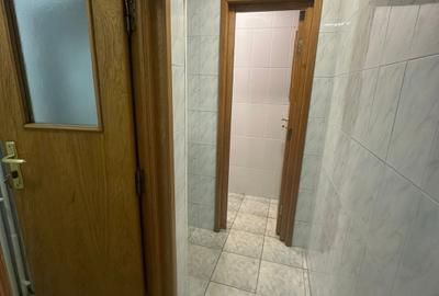 OCAZIE! Spatiu comercial zona 13 Septembrie - trafic si vad pietonal intens - 12