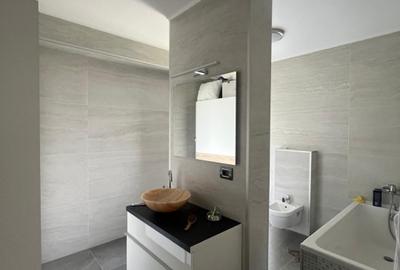 Casa mijloc triplex mobilată - 5