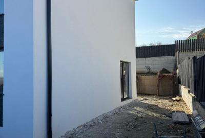 Casă cuplată modernă în Dezmir – zonă liniștită, aproape de toate facilitățile! - 8