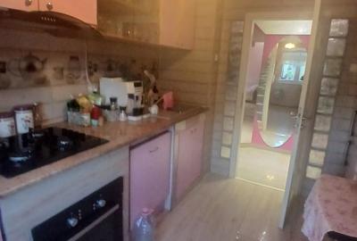 3 cam  Girocului-Spital Judetean amenajat Garaj sub bloc Boxa Mobilat - 4