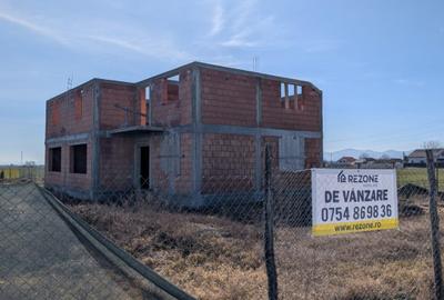 Duplex P+E+M, in constructie- 945 mp teren- Letea Veche - 1