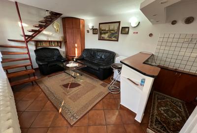 Apartament cu 2 camere, mobilat în Central