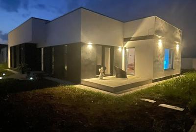 Moara Vlasiei / Caciulati, finisaje premium, 4 camerere, teren 550 mp - 2