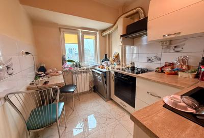 Apartament cu 3 camere decomandat în Unirii