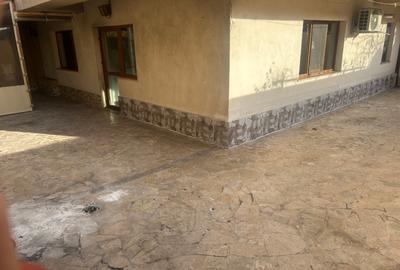 Apartament spatios 75mp plus terasa 75 mp plus boxa in demisol 25 mp - 1