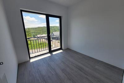 Duplex 4 camere, 2 bai , VALEA ADANCA - 9