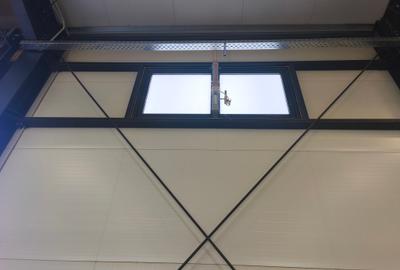 Hala Mosnita Noua 300 mp/5 euro+ TVA - 3