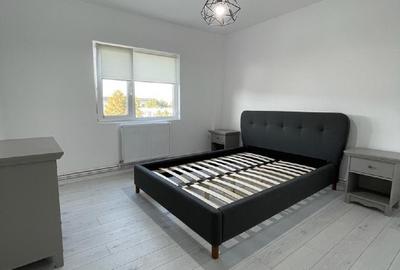 Vand ap. 2 camere decomandat, et. intermediar vizavi de cantina studențească - 2