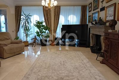 De vanzare vila exceptionala in stil Neo Romanesc cu vedere la lac si padure - 10