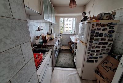 3 Camere Et.8 Bloc Reabilitat An Constructie 1978 Metrou Gorjului | Apusului - 5