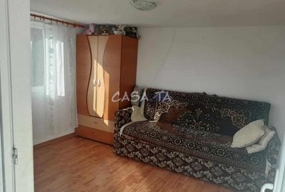 Casa situata in Bumbesti Pitic - Carligei - 6