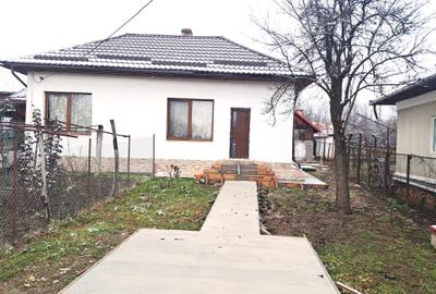 Casă de vânzare în Novaci, Gorj – Poziție centrală - 3