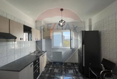 Apartament cu 2 camere semidecomandat, mobilat în Olteniței