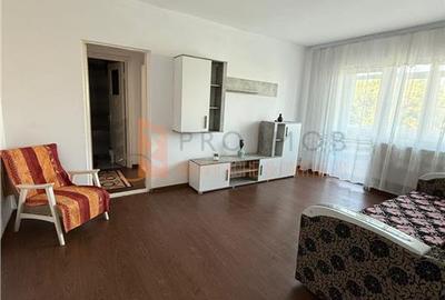 Apartament 2 camere cf 1 semidecomandat zona Crang - 1