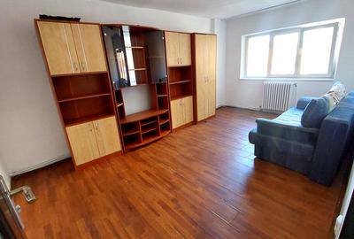 OKAZIE ! Apartament 3 Camere Decomandat 70 mp. CETATE Piata 2 Bai Balcon Pivnita - 1