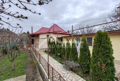 Casa individuala, 100 mp utili, 242 mp teren, Str. Trandafirilor - 6