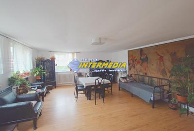 Casa 4 camere I Centru I 3 bai I Ideala pentru locuit sau inchiriat I - 13