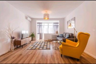 Apartament cu 2 camere semidecomandat, mobilat în Cișmigiu