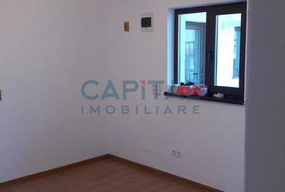 Comision 0% Casa cu 3 Camere, Plopilor - 12