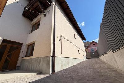 Casa 5 camere 4 bai teren 486 mp zona Trei Stejari - 13