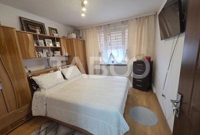 Apartament 2 camere  semidecomandat zona Vasile Alecsandri etaj 3 - 3