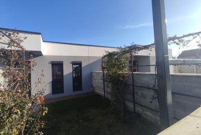 Sanandrei, Duplex pe PArter , 3 Dormitoare, 2 bai, Dresing, Perete Dublu - 1