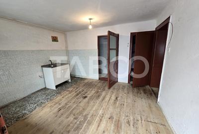 Casa de vanzare teren 412 mp garaj Terezian Sibiu COMISION 0 - 8