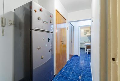 Apartament 3 camere Metrou Favorit - 2