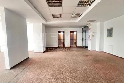 Birou, 240 mp în Central