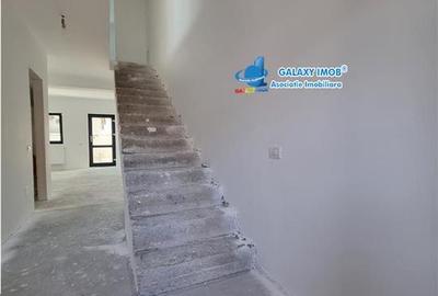Vanzare casa de tip Duplex cu 370 mp de teren situat la Str Margelelor - 9