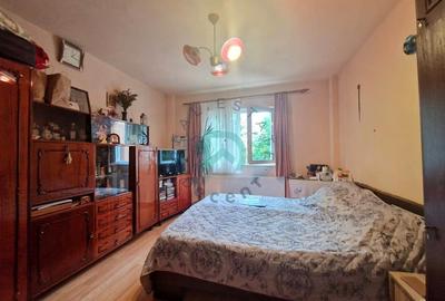 Garsonieră decomandată, mobilată în Astra