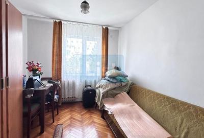 Apartament 3 camere de vânzare, etaj intermediar, în Manastur - 3
