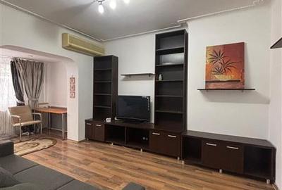 Apartament cu 2 camere decomandat, mobilat în Central