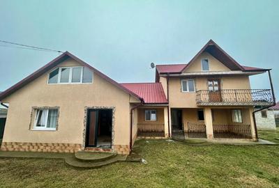 Casă de vânzare în Filipești, jud. Bacău – zonă liniștită, ideală pentru familie - 2
