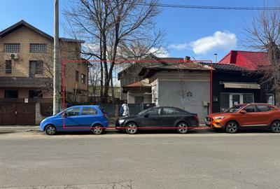 Casă individuală cu 3 camere în Crângași